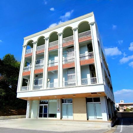 Villa Blu Okinawa Chatan 2-1 ヴィラブルー沖縄北谷2-1 "沖縄アリーナ徒歩圏内の民泊ホテル" Luaran gambar